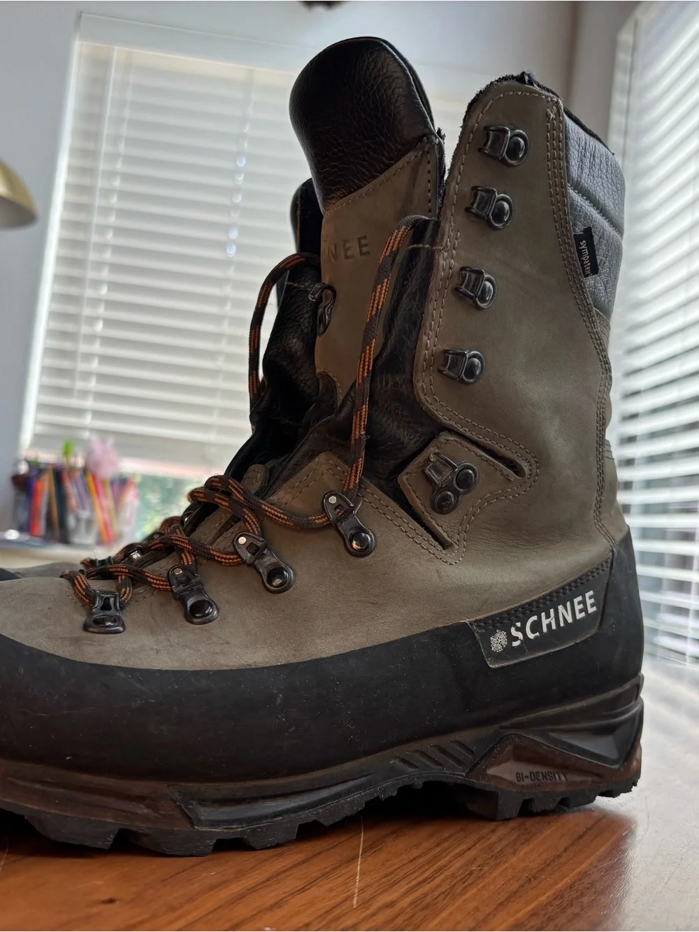 OG Schnee Men's Gray Hiking Boots with Black Accents